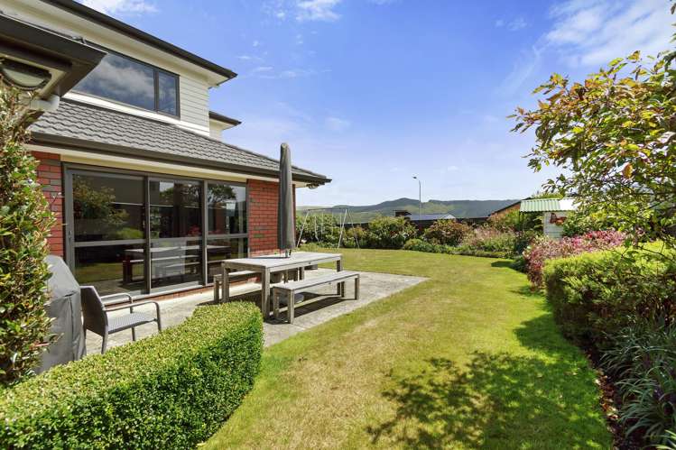 189 Woodman  Drive Tawa_2