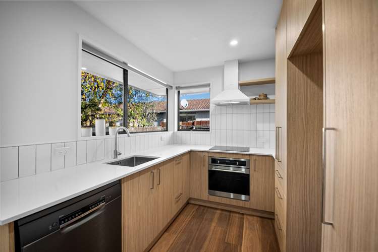2/77 Glenmore Avenue_4