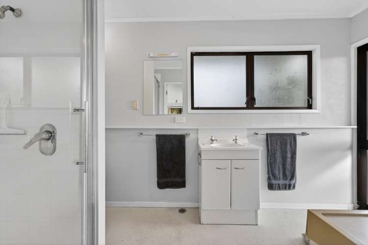 348 Aucks Road Russell_11