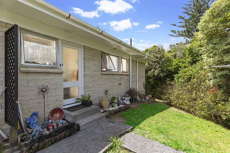 2/10 Roseburn Place Pakuranga_11