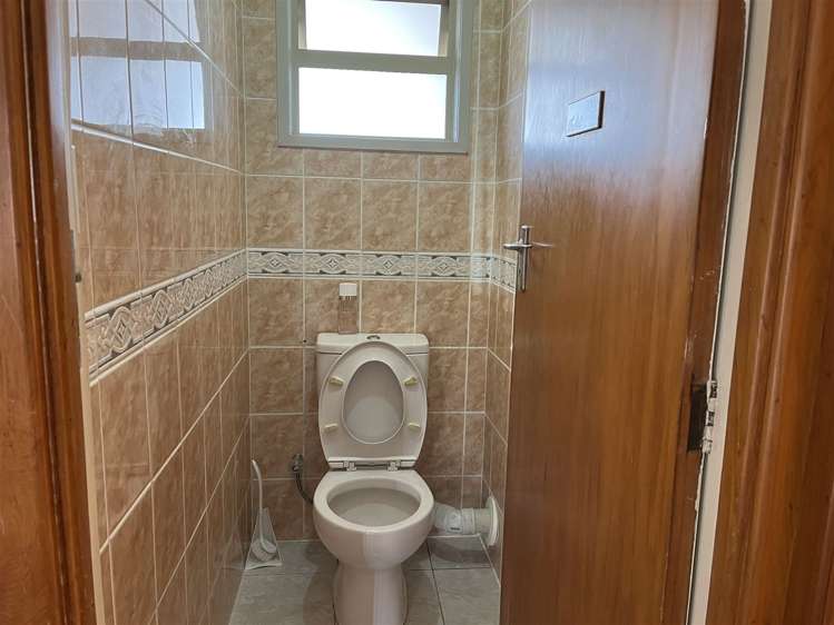 23 Pinewood Street Avondale_9