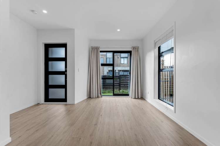 24 Rauemi Way Te Atatu South_6