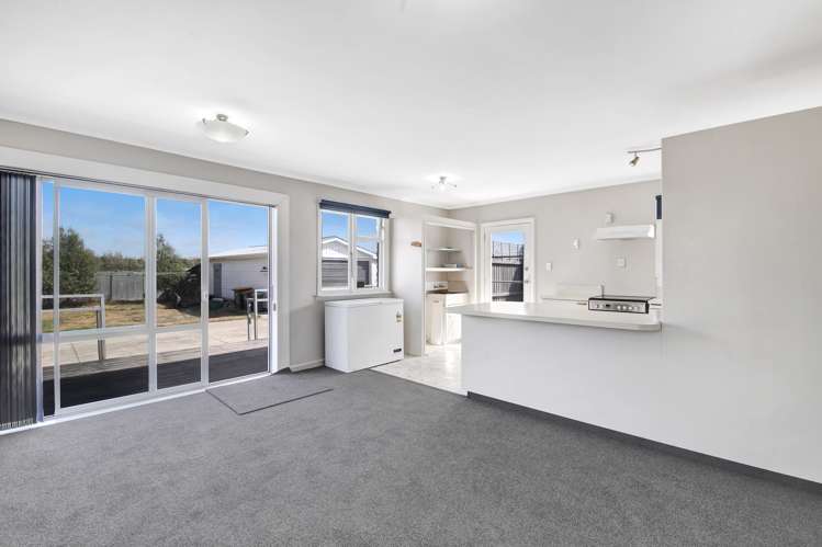 9 Russley Road Russley_12