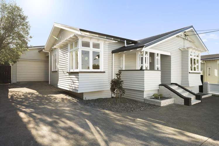 8 Creamer Avenue Belmont_22