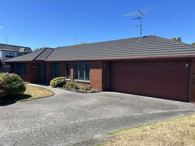 Enjoy life here, close to Richmond