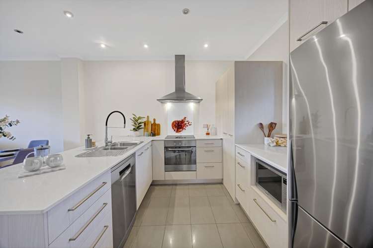 4/16 Ronald Street Strandon_13