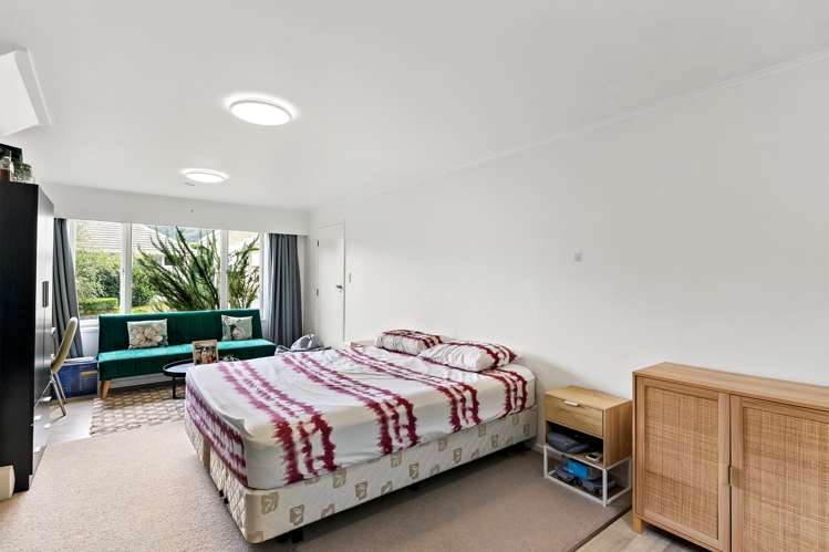 10 Woodhouse Avenue Karori_14