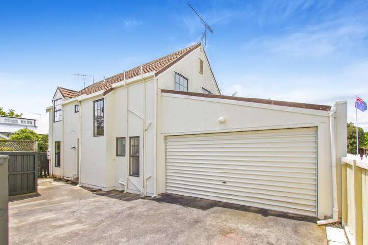 28b Oxford Terrace Devonport_1