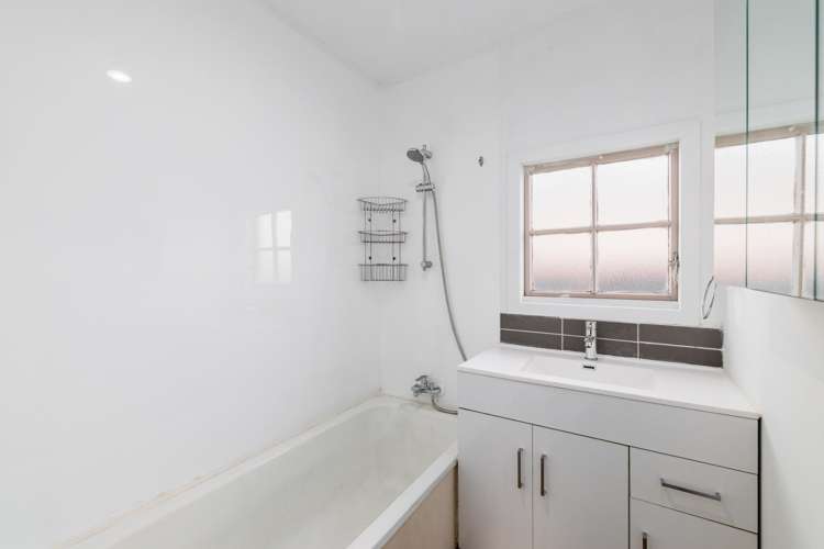 41 Basingstoke Street Aranui_9