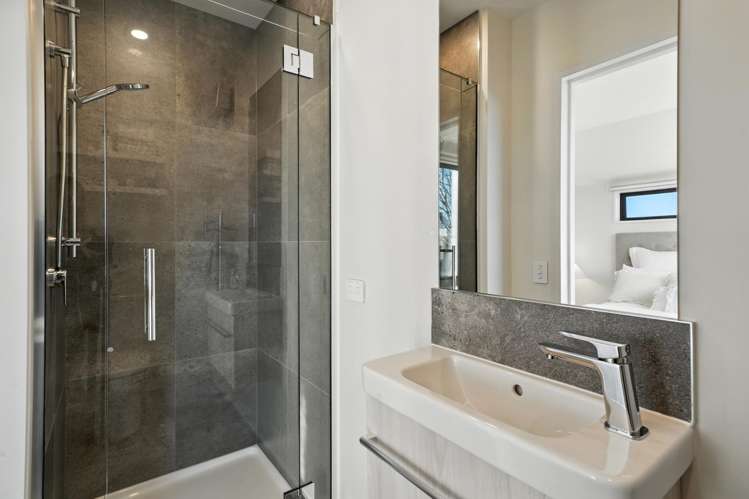 16d Champion Street Edgeware_10