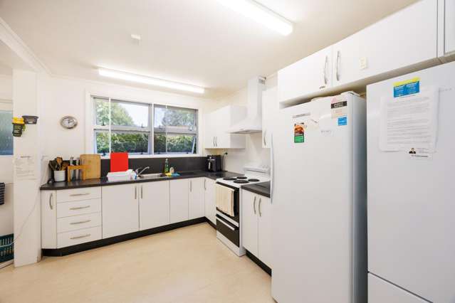 12 Ngaio Street West End_3
