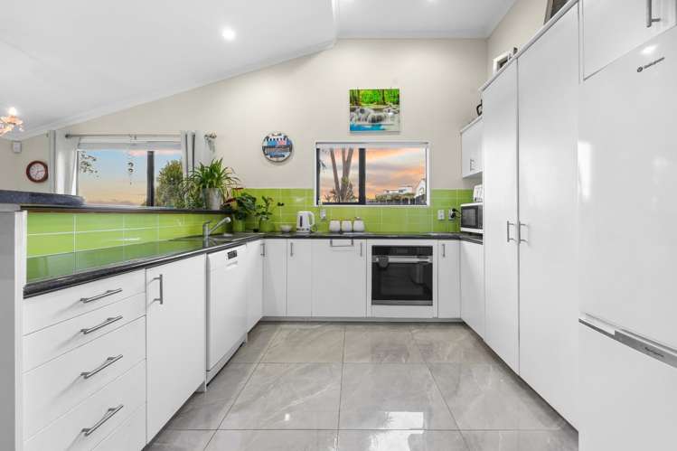 6 Gerda Place Ranui_10