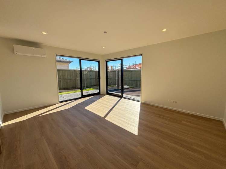 17 Estival Drive 11103_2