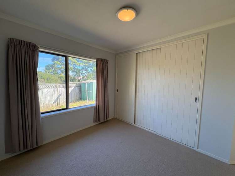 6 Atworth Way Pakuranga Heights_11