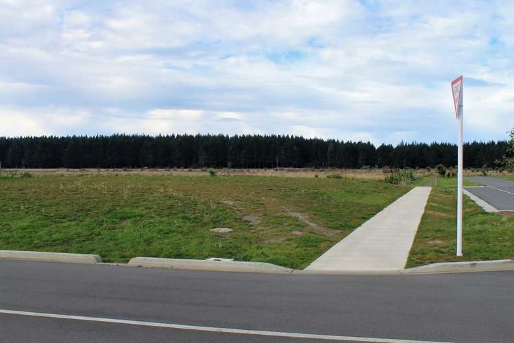 1 Marangai Drive Pegasus_9