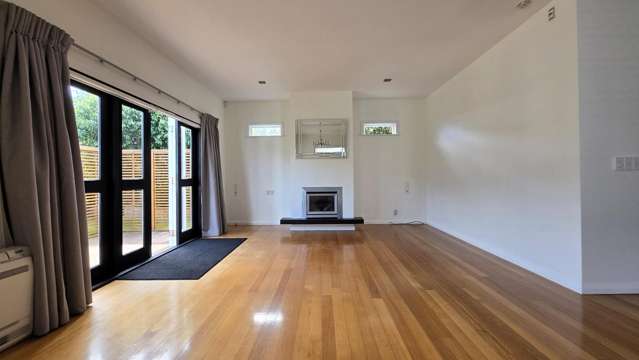  6 Tui Street Alicetown_1