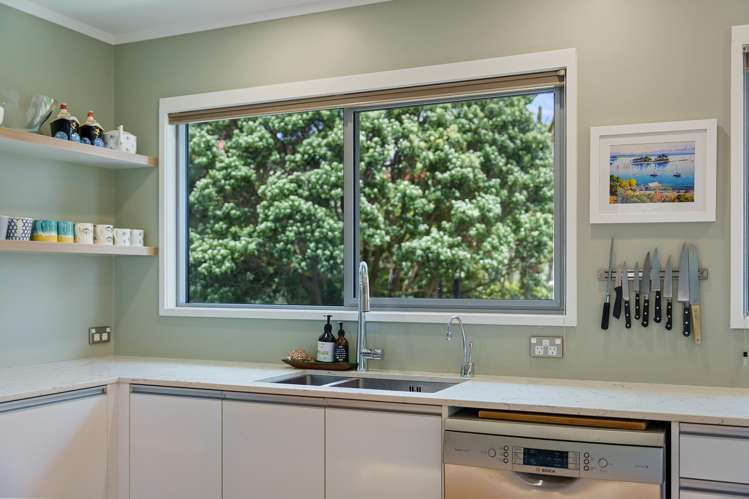 93B The Esplanade Raumati South_19