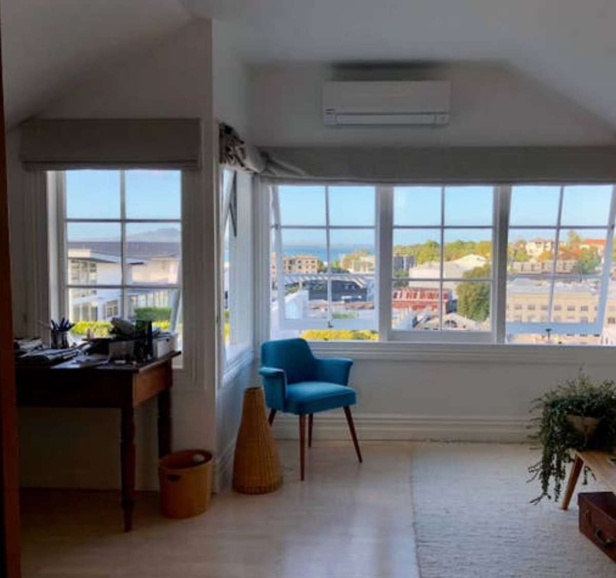 Large sunny semi-furnished home 5