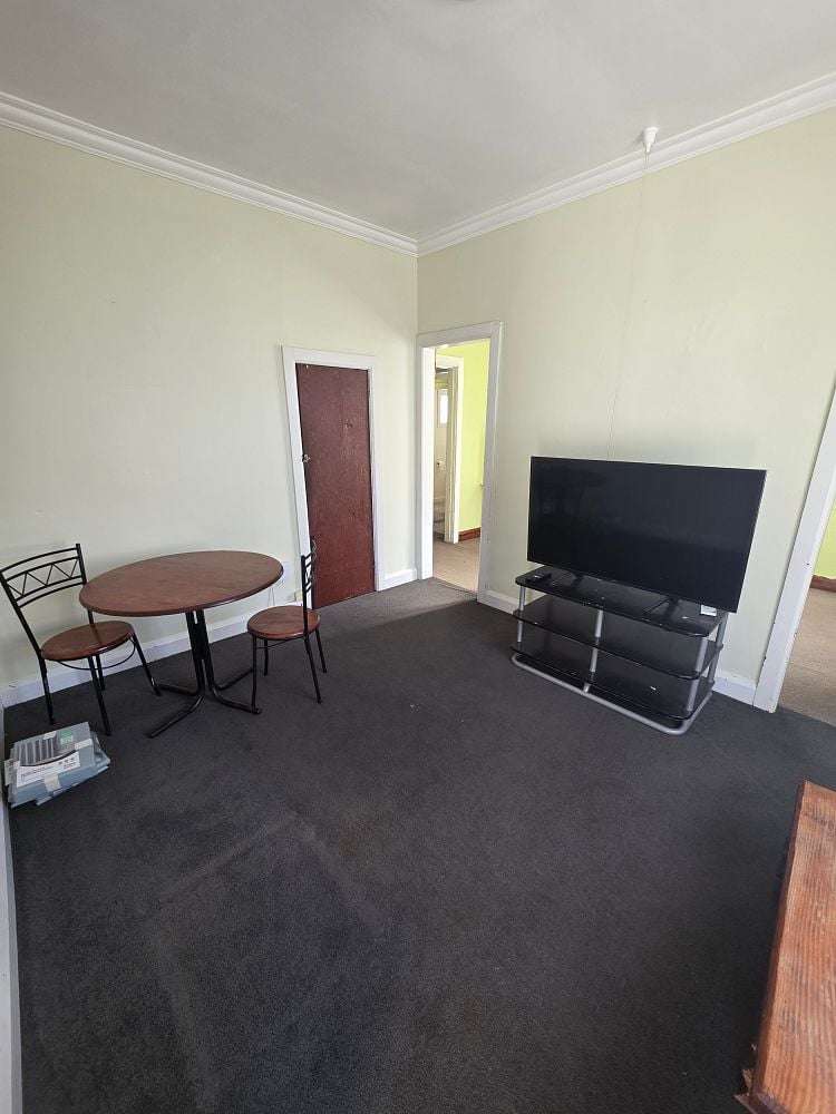 273B College Street West End_9