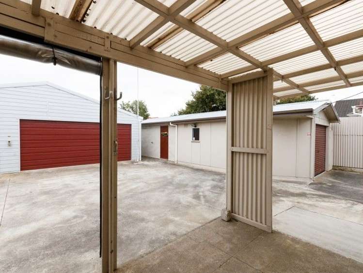 19 Milton Street Roslyn_12