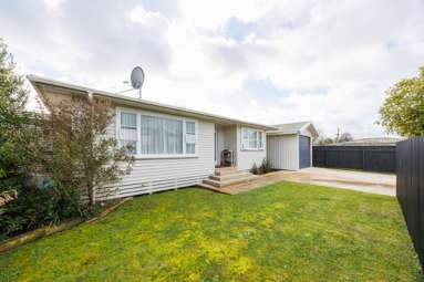 13 + 13A Potaka Street_2