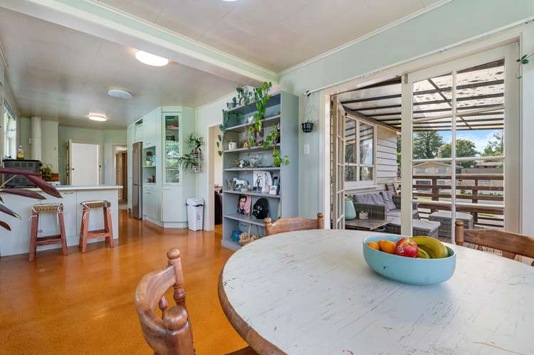 211 West Parkdale Street Tokoroa_8