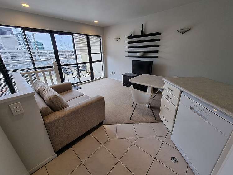 4J/16 Liverpool Street Auckland Central_2