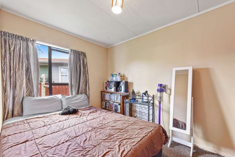 2/32 Polstead Road Stoke_12