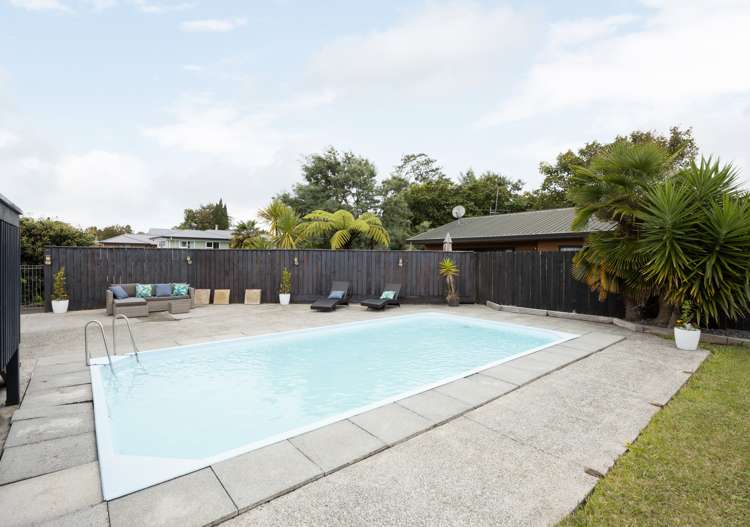 9 Morrison Crescent Glenview_4