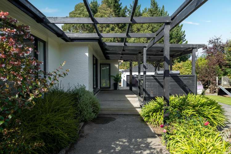 61 Half Mile Road Tuatapere_29