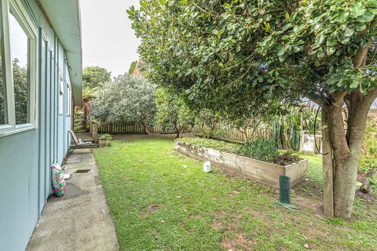 5 Ihupuku Street Waitotara_12