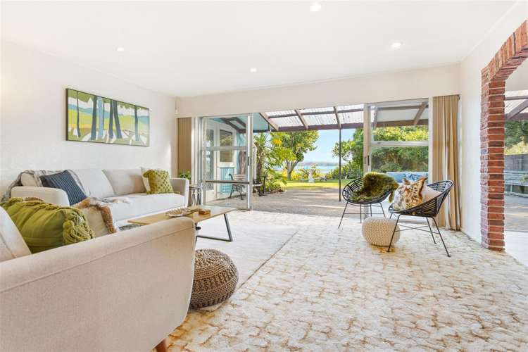 28 Dawnhaven Drive Te Atatu Peninsula_9