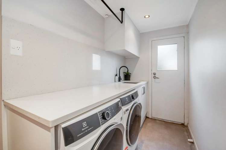 1/29 Bruce Road Glenfield_16