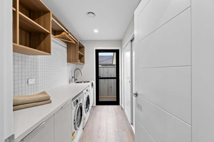 54 Freedom Drive Kelvin Grove_19