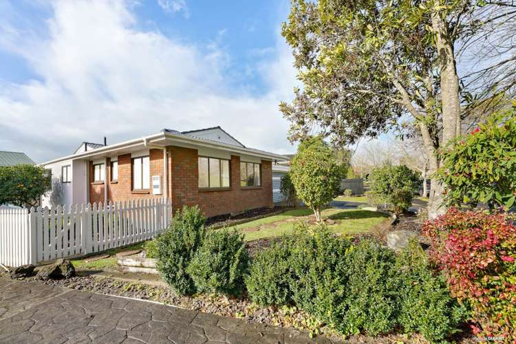 18 Muirfield Street Wattle Downs_21