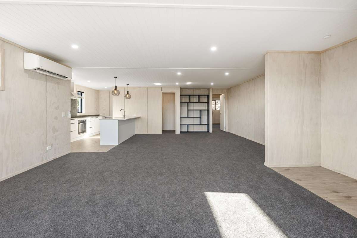 11 Blackhawk Close_3