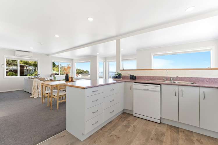 24a Zita Avenue Matakatia_13