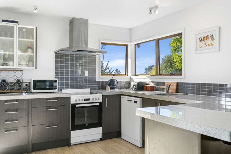 61 Oak Drive Wairakei and Surrounds_15