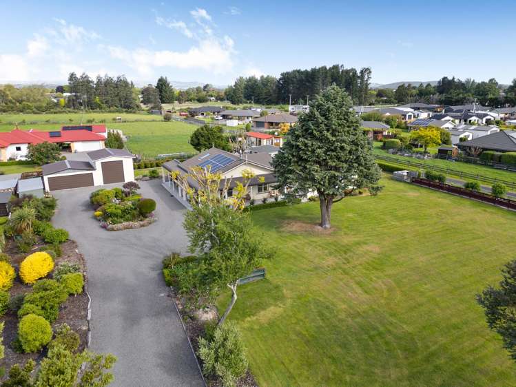 83 Lincoln Road Carterton_21