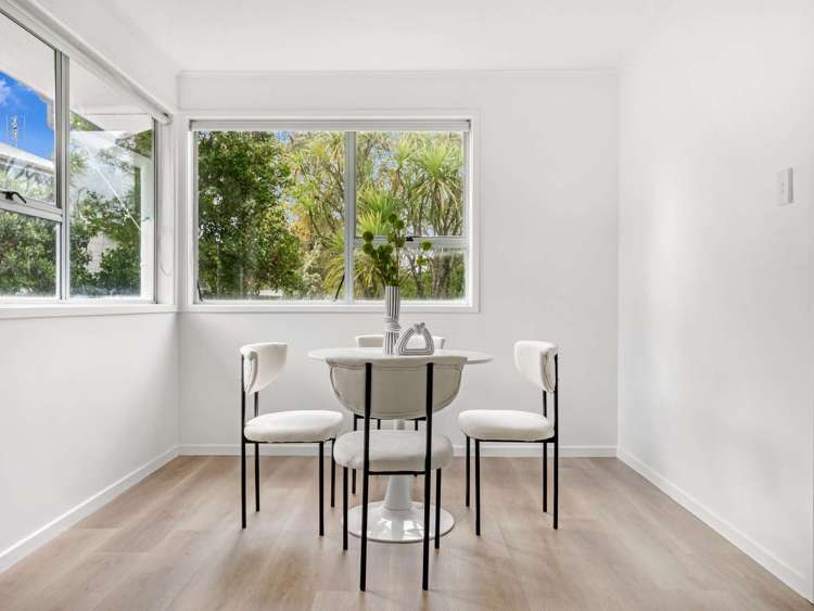 9 Tahu Crescent Sunnynook_6