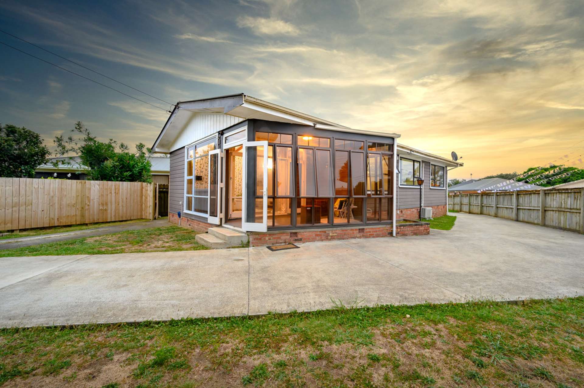 15 Swan Crescent Pakuranga_0