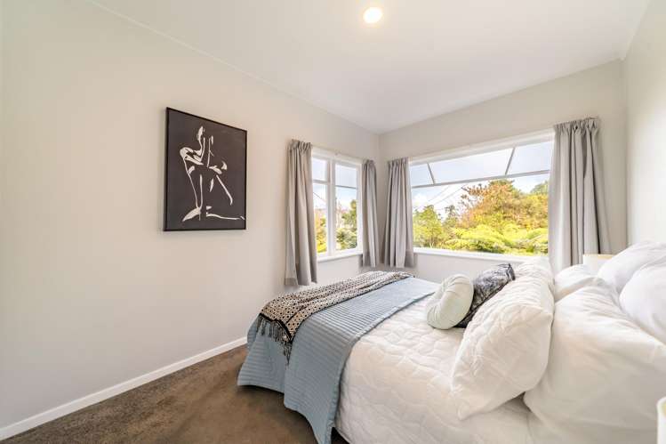 44 Gurney Road Kelson_14