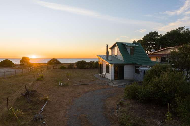 248 Rarangi Beach Road Rarangi_11
