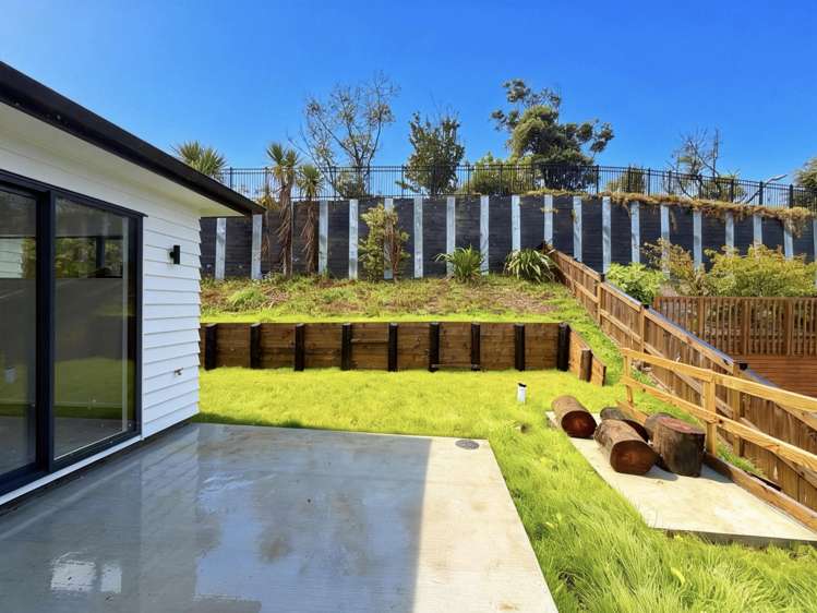 29 Pacific Heights Road Orewa_21