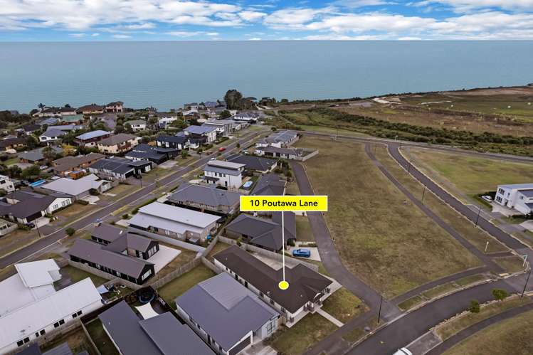 10 Poutawa Lane Clarks Beach_21