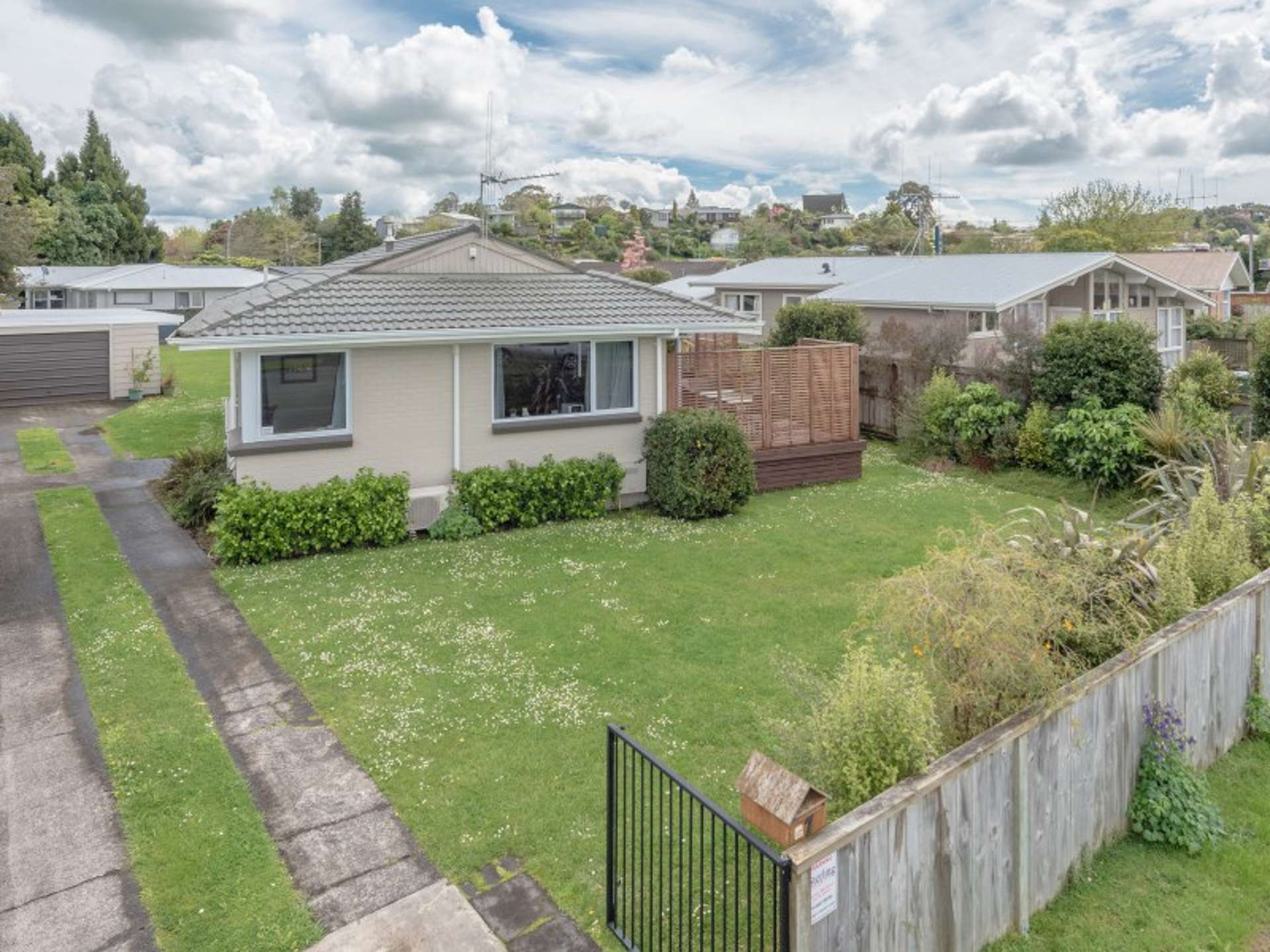 7 Leong Avenue Dinsdale_0