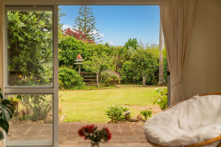 54 Oyster Drive Cooks Beach_13