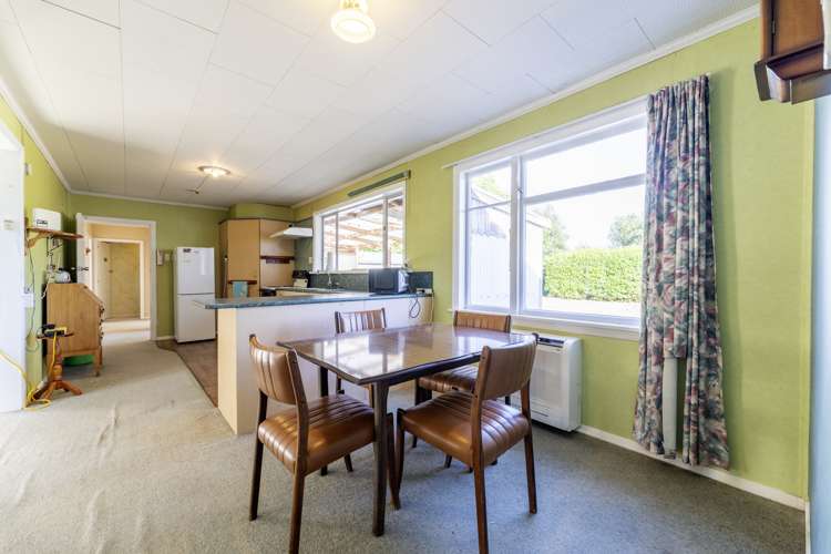 2 Hughes Street Waimate_5