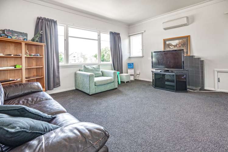 1003 Oliphant Road Raureka_5