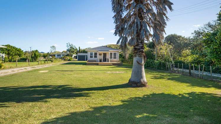49 Tauwhareparae Road Tolaga Bay_15